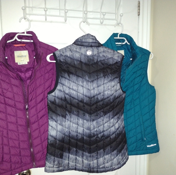 Ladies Vests - Picture 2 of 5